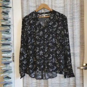 Esprit Boho Flowy Abstract Floral Button Down Blouse